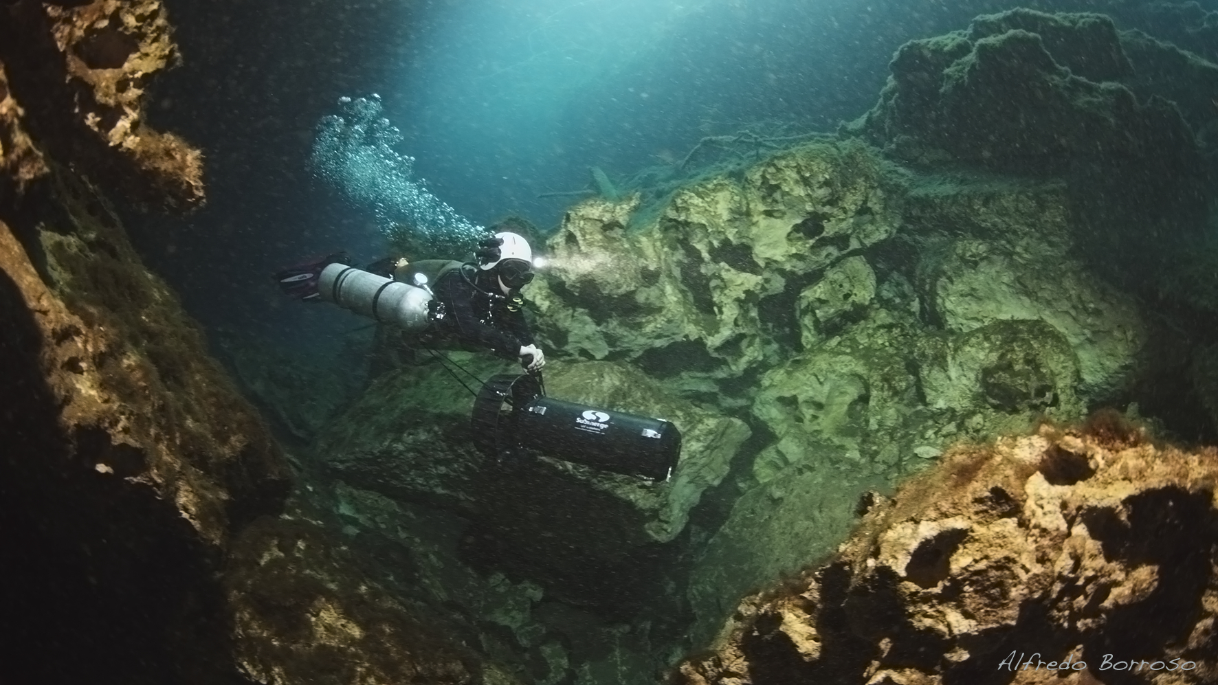 Cave DPV Diving, Scooter Diving Mexico Caves, Mexico Cave DPV Course, Natalie L Gibb, Cave DPV Instructor Mexico